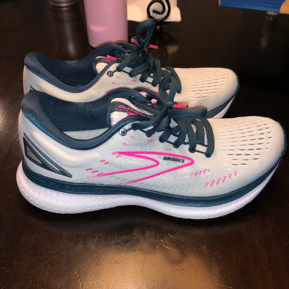NEW Brooks Glycerin 19